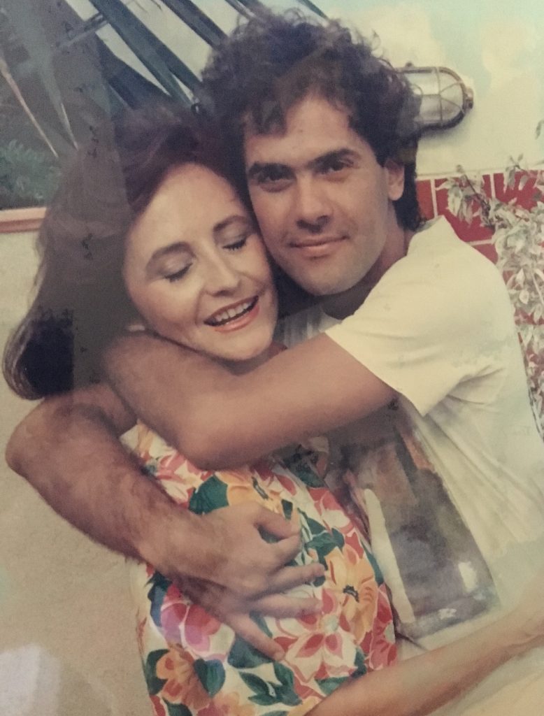 Cazuza e a mãe Lucinha Araújo