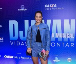 juliana-paiva-1-