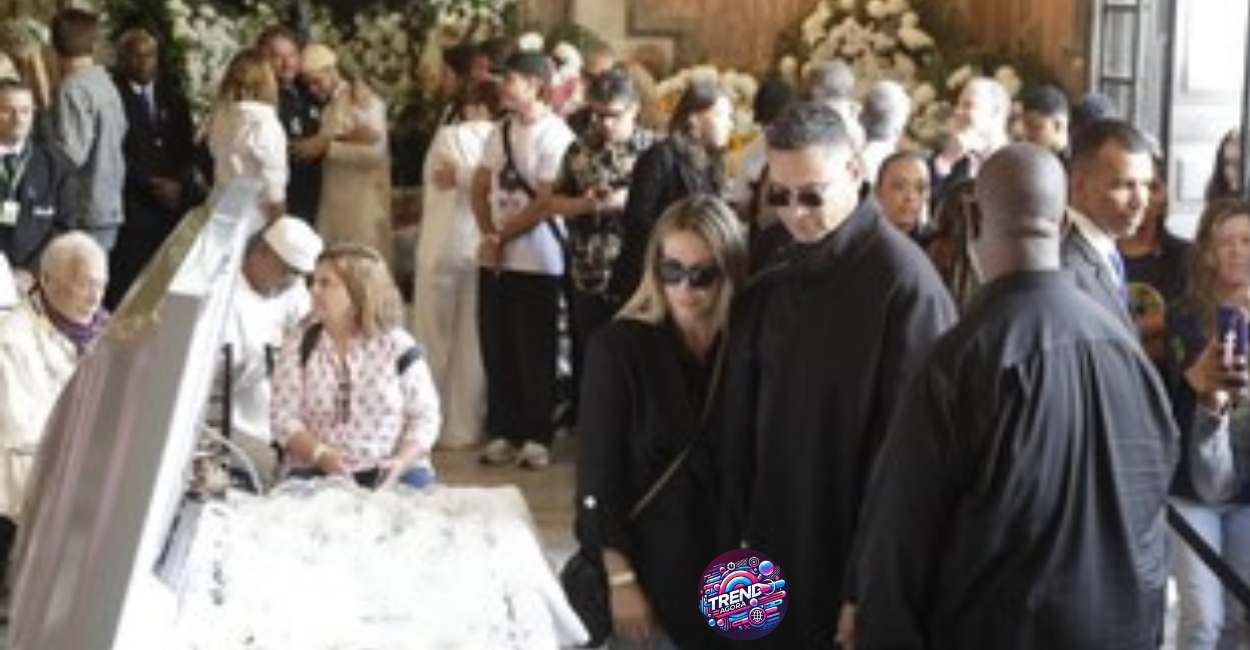 Xandy e Carla Perez no velório de Preta Gil