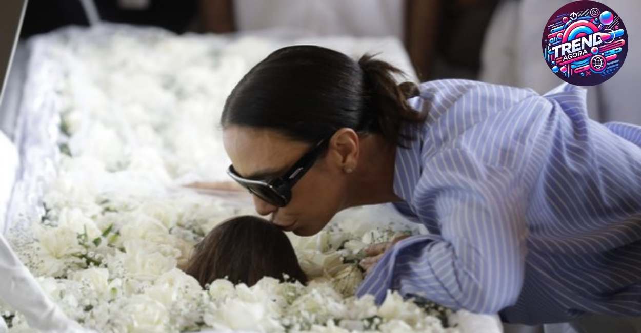 Ivete Sangalo no velório de Preta Gil
