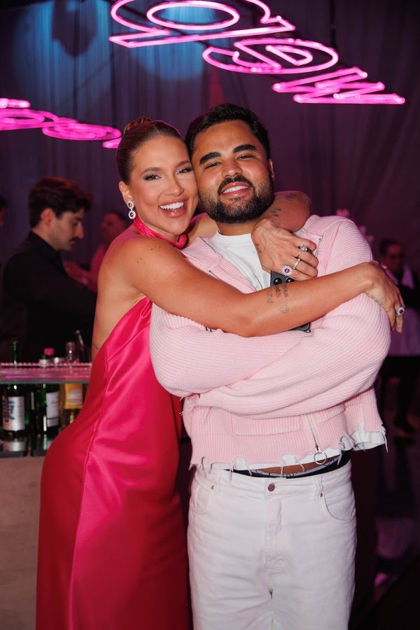 Virgínia Fonseca e Lucas Guedez