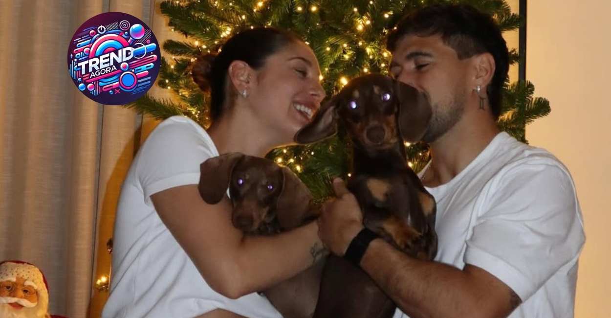 Arrascaeta e esposa Camila Bastiani e cachorros
